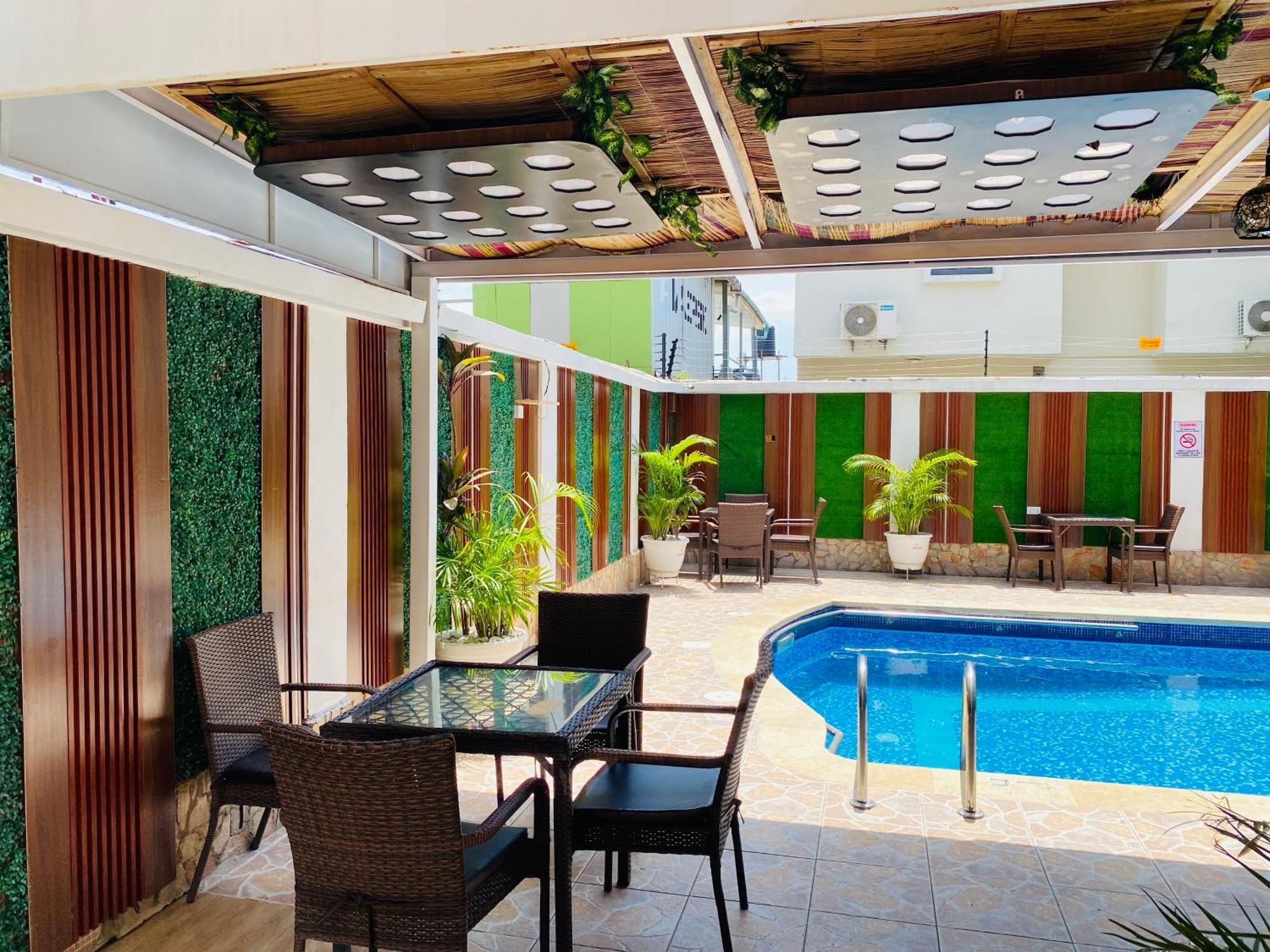 Presken Hotel @Oniru Lagos Eksteriør bilde
